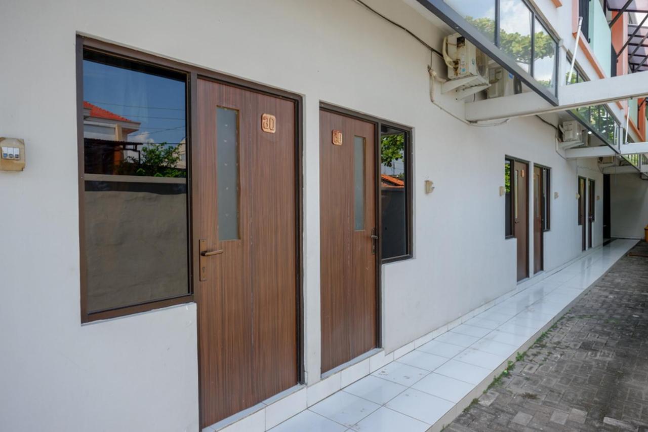 Reddoorz Near Stasiun Tawang Hotel Semarang